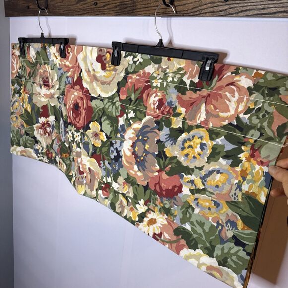 Westpoint Stevens Floral Window Valance 84" X 17" Home Decor - Picture 2 of 7